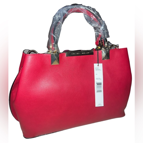ANTONIO MELANI Handbags - NWT Antonio Melani ♥️